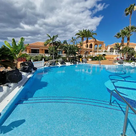 Exclusive Penthouse Playa Vistas 4 Close To The Sea And Beach, Aircondition For A Fee, Wifi, Terrace, Heated Pool