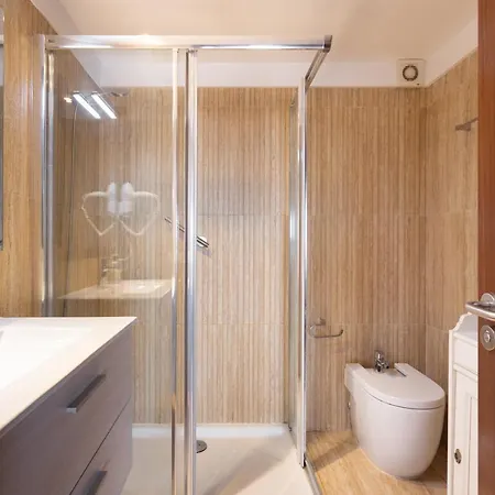 Apartament Exclusive Penthouse Playa Vistas 4 Close To The Sea And Beach, Aircondition For A Fee, Wifi, Terrace, Heated Pool