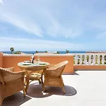 Exclusive Penthouse Playa Vistas 4 Close To The Sea And Beach, Aircondition For A Fee, Wifi, Terrace, Heated Pool Appartamento