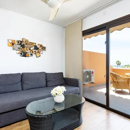 Apartmán Exclusive Penthouse Playa Vistas 4 Close To The Sea And Beach, Aircondition For A Fee, Wifi, Terrace, Heated Pool