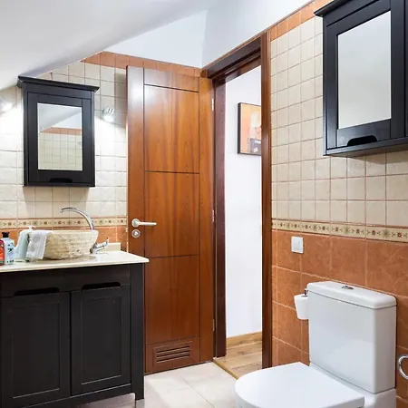 Exclusive Penthouse Playa Vistas 4 Close To The Sea And Beach, Aircondition For A Fee, Wifi, Terrace, Heated Pool Playa de las Americas (Tenerife)