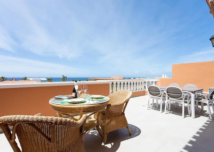 Appartement Exclusive Penthouse Playa Vistas 4 Close To The Sea And Beach, Aircondition For A Fee, Wifi, Terrace, Heated Pool Playa de las Américas