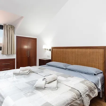 Apartamento Exclusive Penthouse Playa Vistas 4 Close To The Sea And Beach, Aircondition For A Fee, Wifi, Terrace, Heated Pool