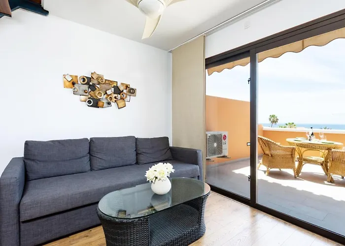 아파트 Exclusive Penthouse Playa Vistas 4 Close To The Sea And Beach, Aircondition For A Fee, Wifi, Terrace, Heated Pool