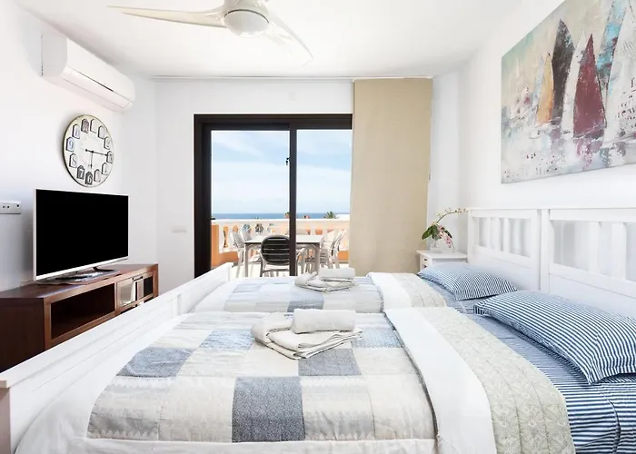 아파트 Exclusive Penthouse Playa Vistas 4 Close To The Sea And Beach, Aircondition For A Fee, Wifi, Terrace, Heated Pool