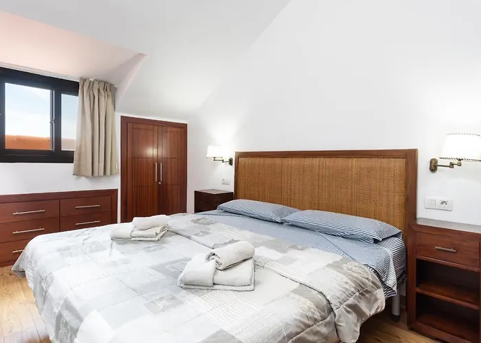 아파트 Exclusive Penthouse Playa Vistas 4 Close To The Sea And Beach, Aircondition For A Fee, Wifi, Terrace, Heated Pool