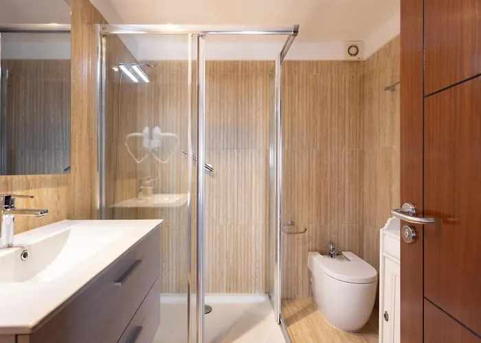 아파트 Exclusive Penthouse Playa Vistas 4 Close To The Sea And Beach, Aircondition For A Fee, Wifi, Terrace, Heated Pool