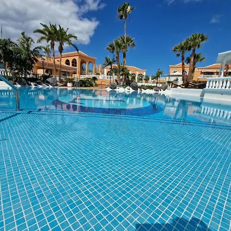 Exclusive Penthouse Playa Vistas 4 Close To The Sea And Beach, Aircondition For A Fee, Wifi, Terrace, Heated Pool * プラヤ・デ・ラス・アメリカス